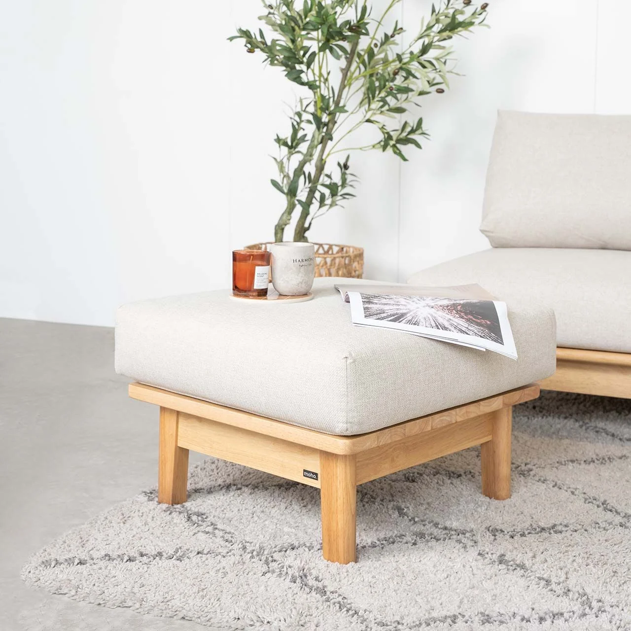 Ghế Đôn Sofa Gỗ Cao Su Tự Nhiên MOHO VLINE 601