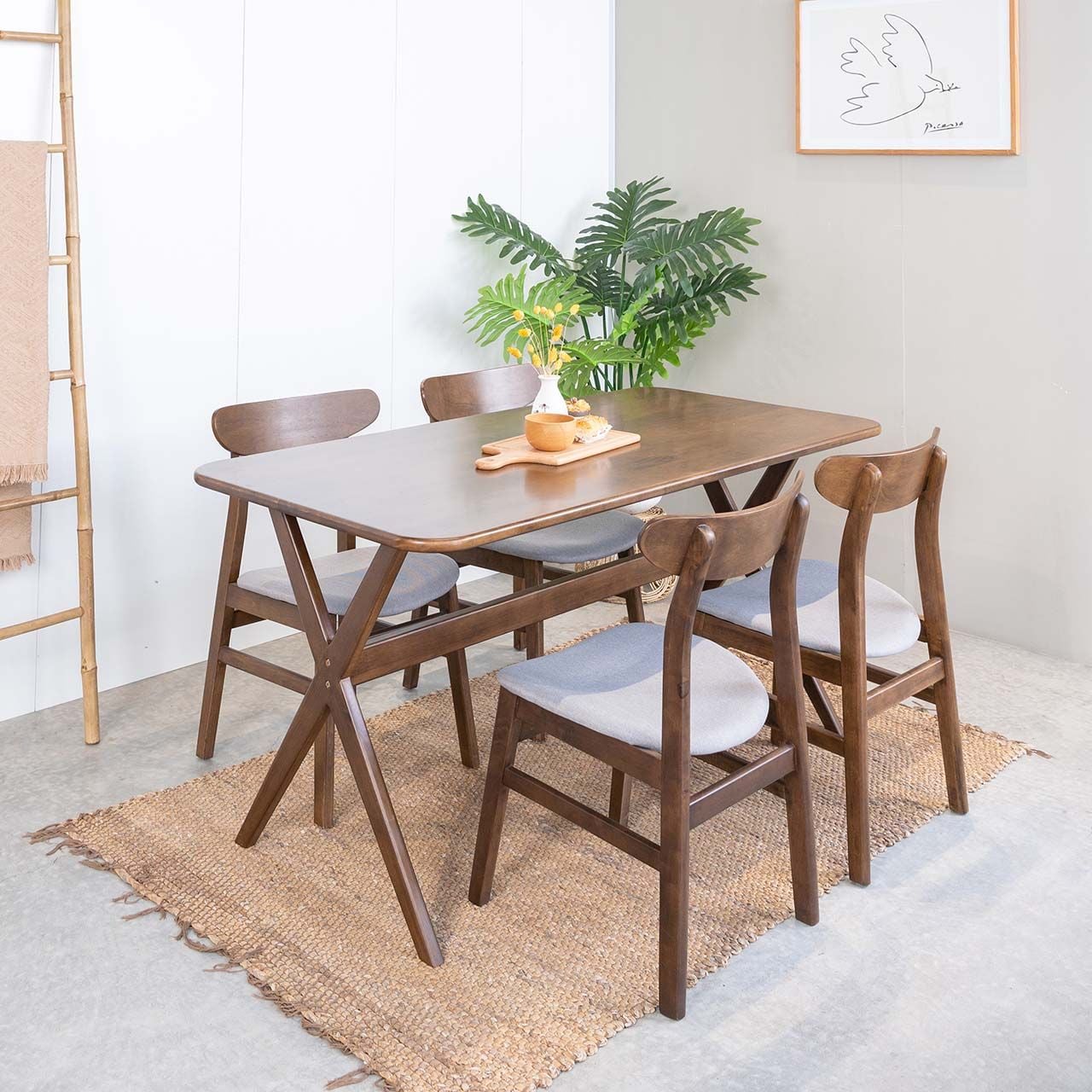 Bộ Bàn Ăn Gỗ Cao Su Tự Nhiên MOHO VLINE 602 (75cm)